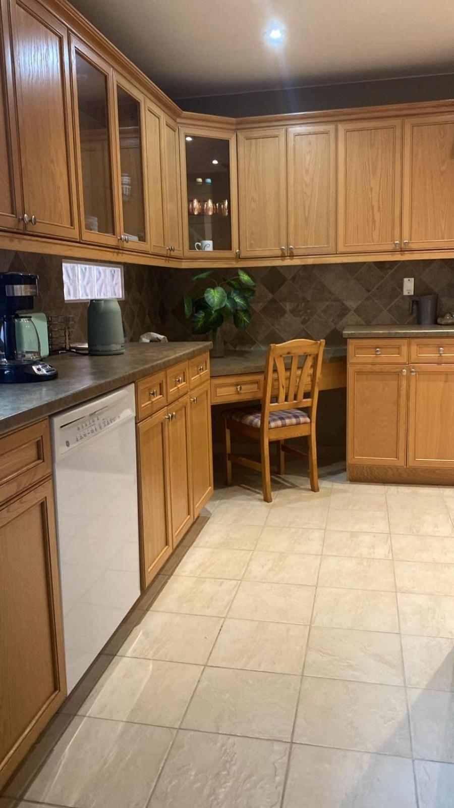 Square One Mississauga Suite- Attached Bathroom, Walking Transit & Plaza Екстер'єр фото