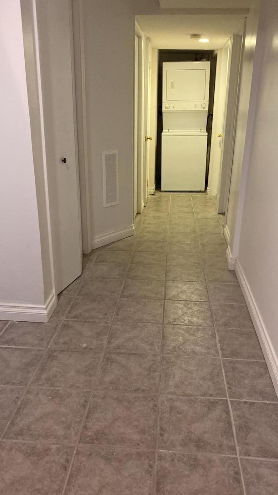 Square One Mississauga Suite- Attached Bathroom, Walking Transit & Plaza Екстер'єр фото